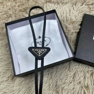Prada Black Leather Adjustable Bolo Tie（With gift box）❤🖤